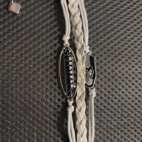 Ashley Bridget Seattle Seahawks multi layer bracel - Picture 4 of 5